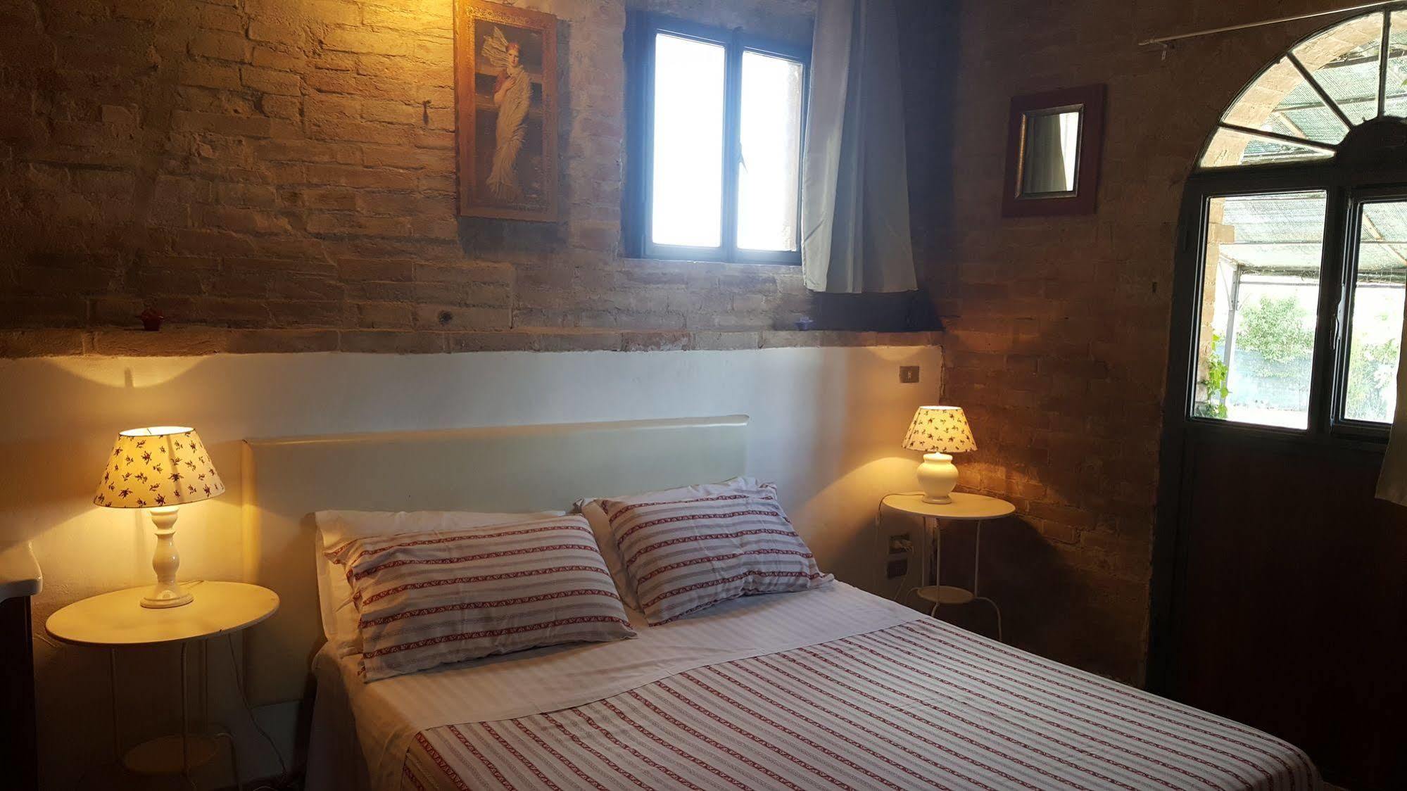 Casa Vacanze Fornace بونكونفينتو المظهر الخارجي الصورة